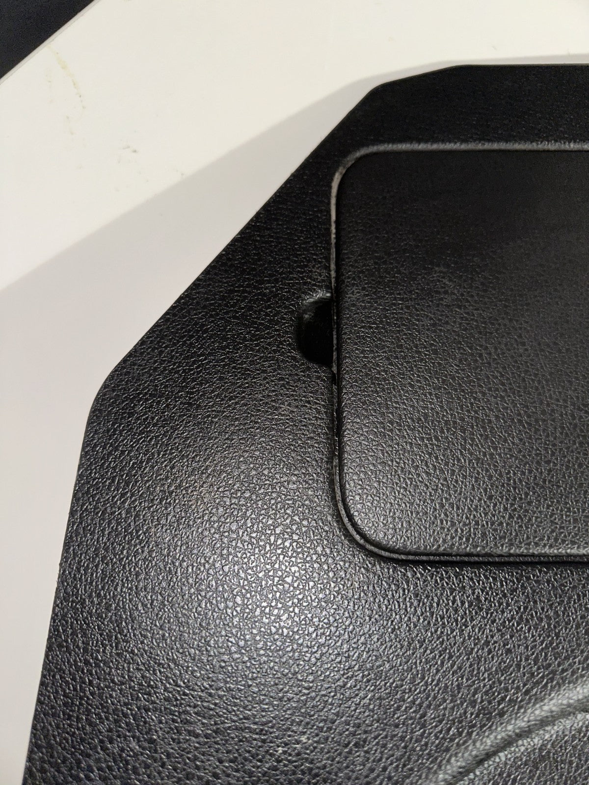 05-09 Ford Mustang Passenger Lower Kick Panel Charcoal Black Fuse Box Cover OEM
