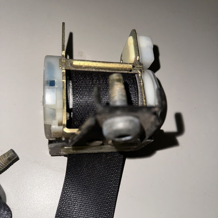 05-09 Ford Mustang Passenger Right RH Rear Seat Seatbelt OEM Black Belt