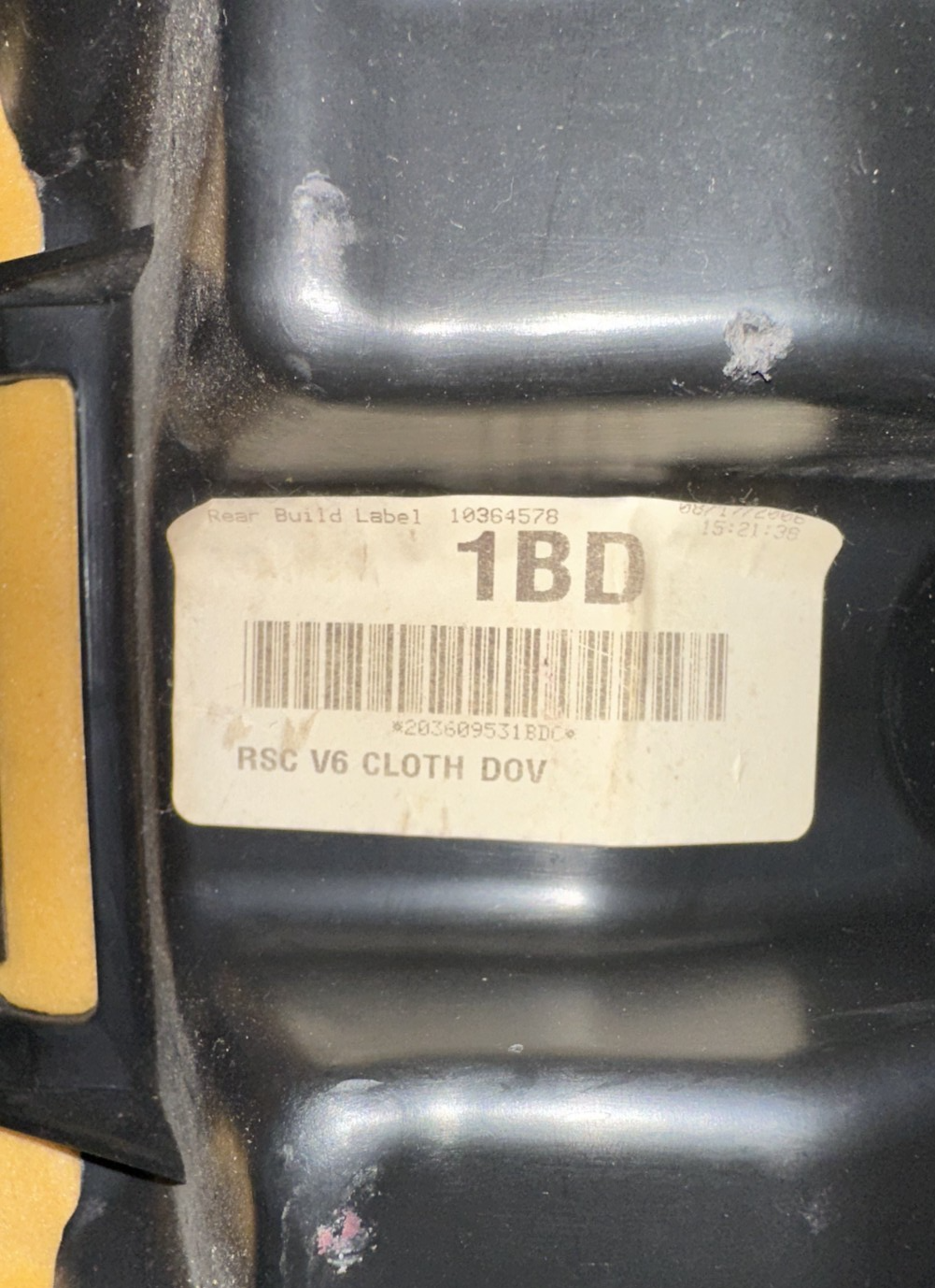 05-09 Ford Mustang Dove Grey Cloth Rear Seat Bottom OEM