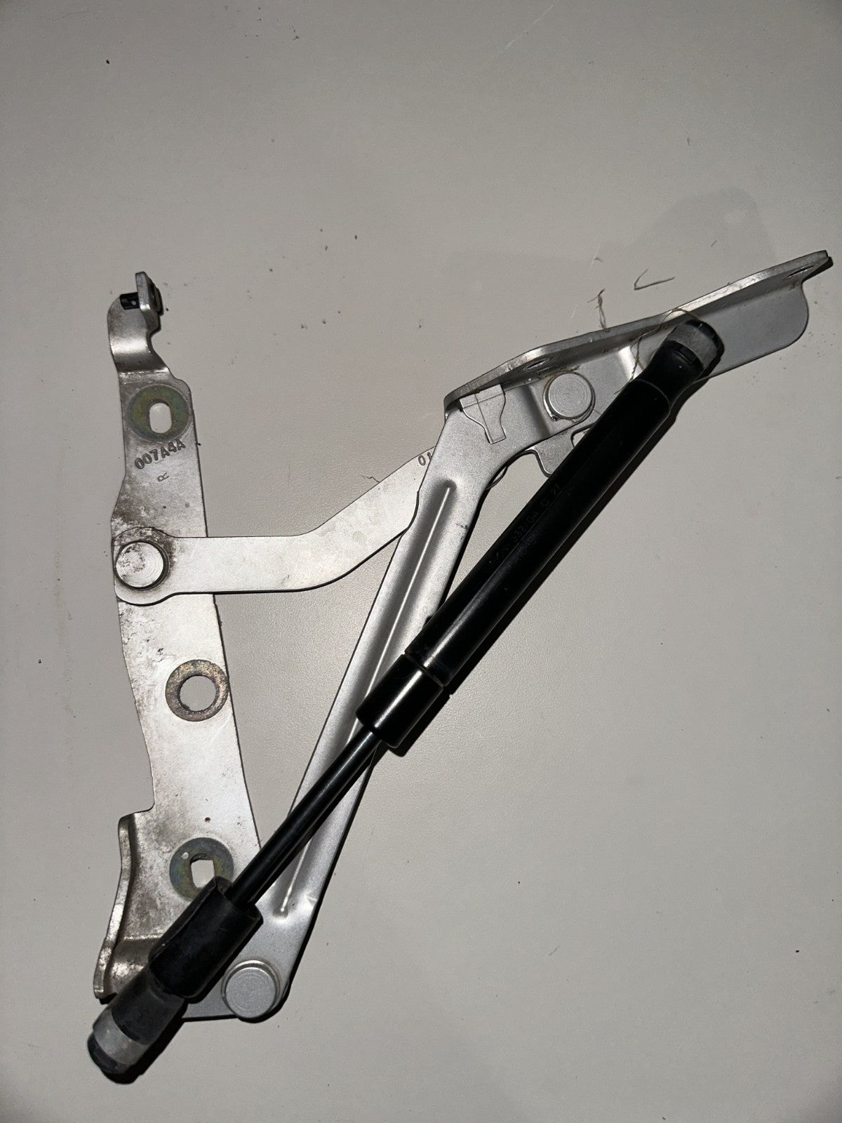 05-09 Ford Mustang Trunk Hatch Lid Hinges Struts Shocks Assembly OEM Pair LH RH