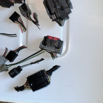 05-09 Ford Mustang Misc. Selection Of Wiring Plugs OEM - From 05 Coupe Mustang