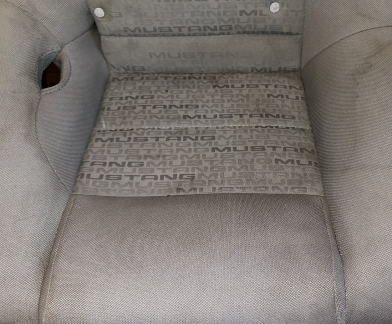 05-09 Ford Mustang Dove Grey Cloth Rear Seat Bottom OEM