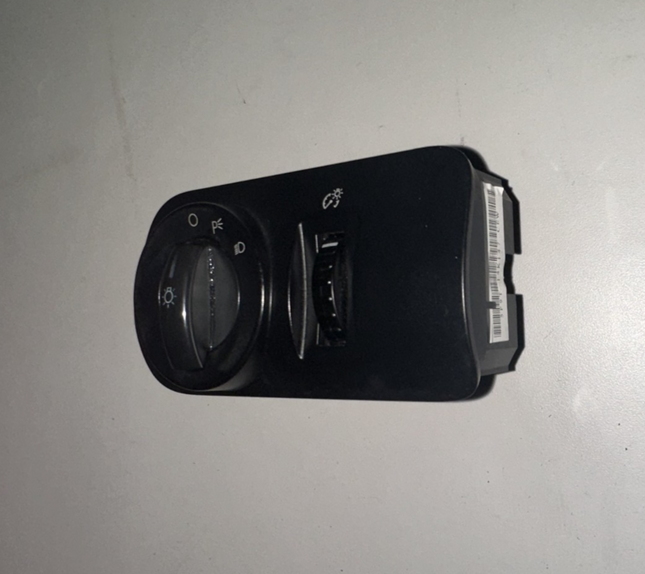 05-09 Ford Mustang Base Headlight Switch NON-Foglight Switch Control OEM