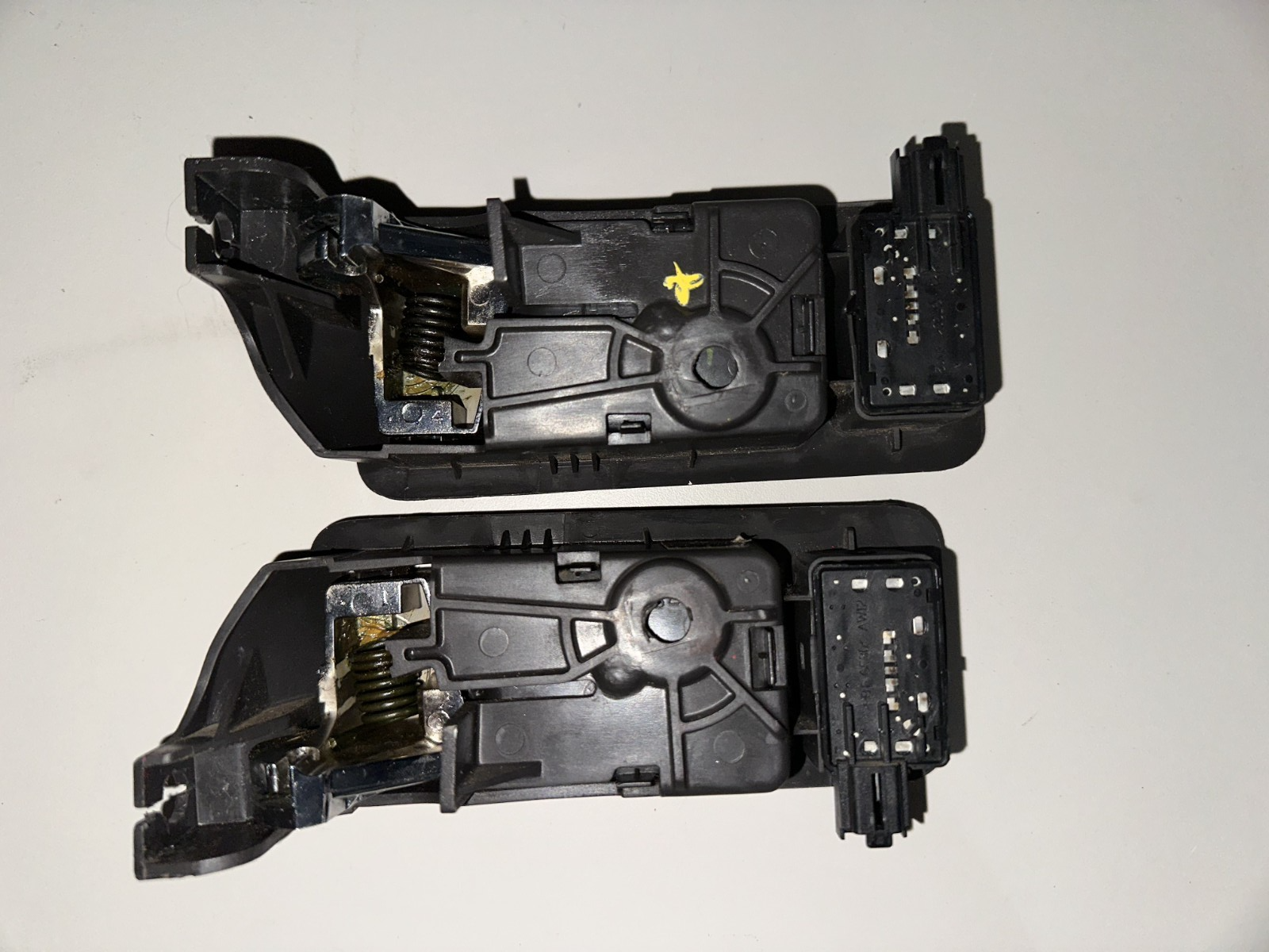 10-14 Ford Mustang LH RH Driver Passenger Pair Interior Chrome Door Handles OEM