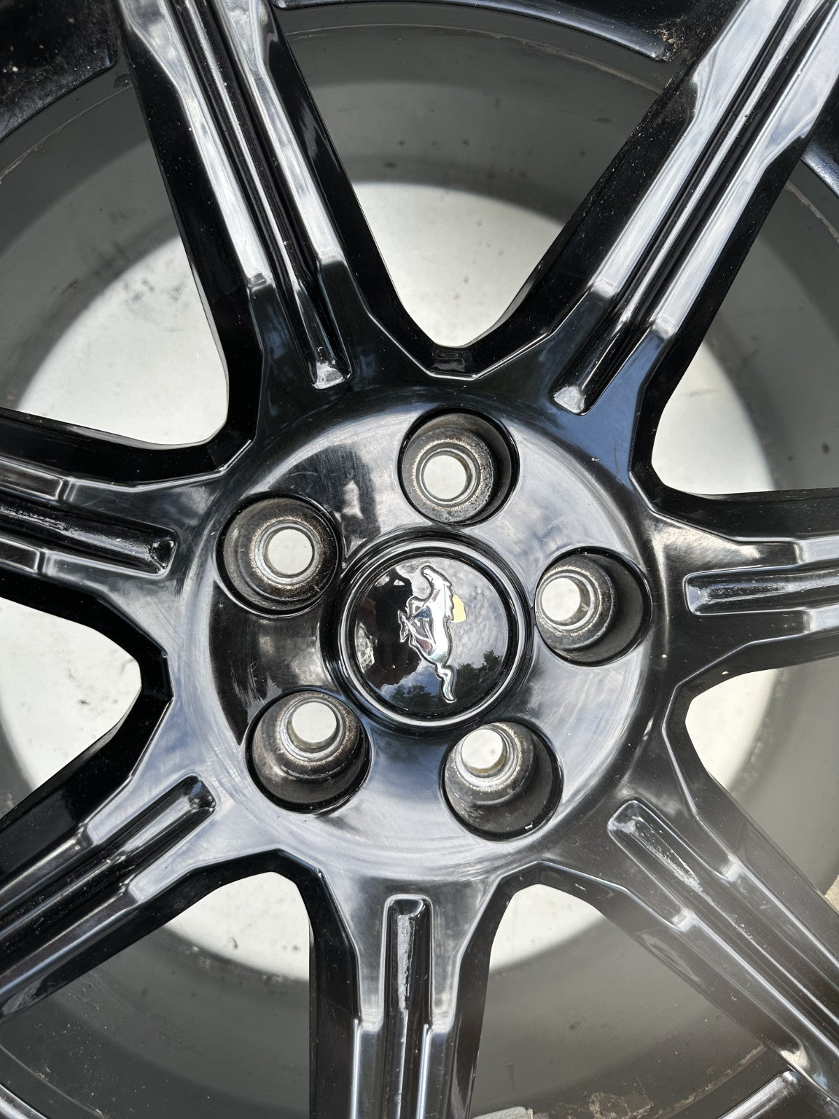 18-21 Ford Mustang Wheel Rim 19x8-1/2 Aluminum 7 Spoke Gloss Black OEM