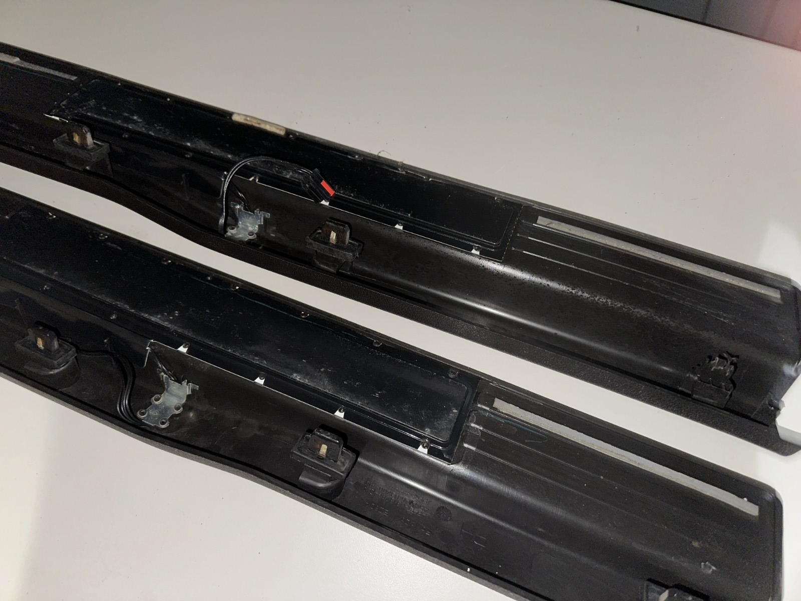 10-14 Ford Mustang Door Sill Trim Premium myColor Black RH LH Pair Set OEM