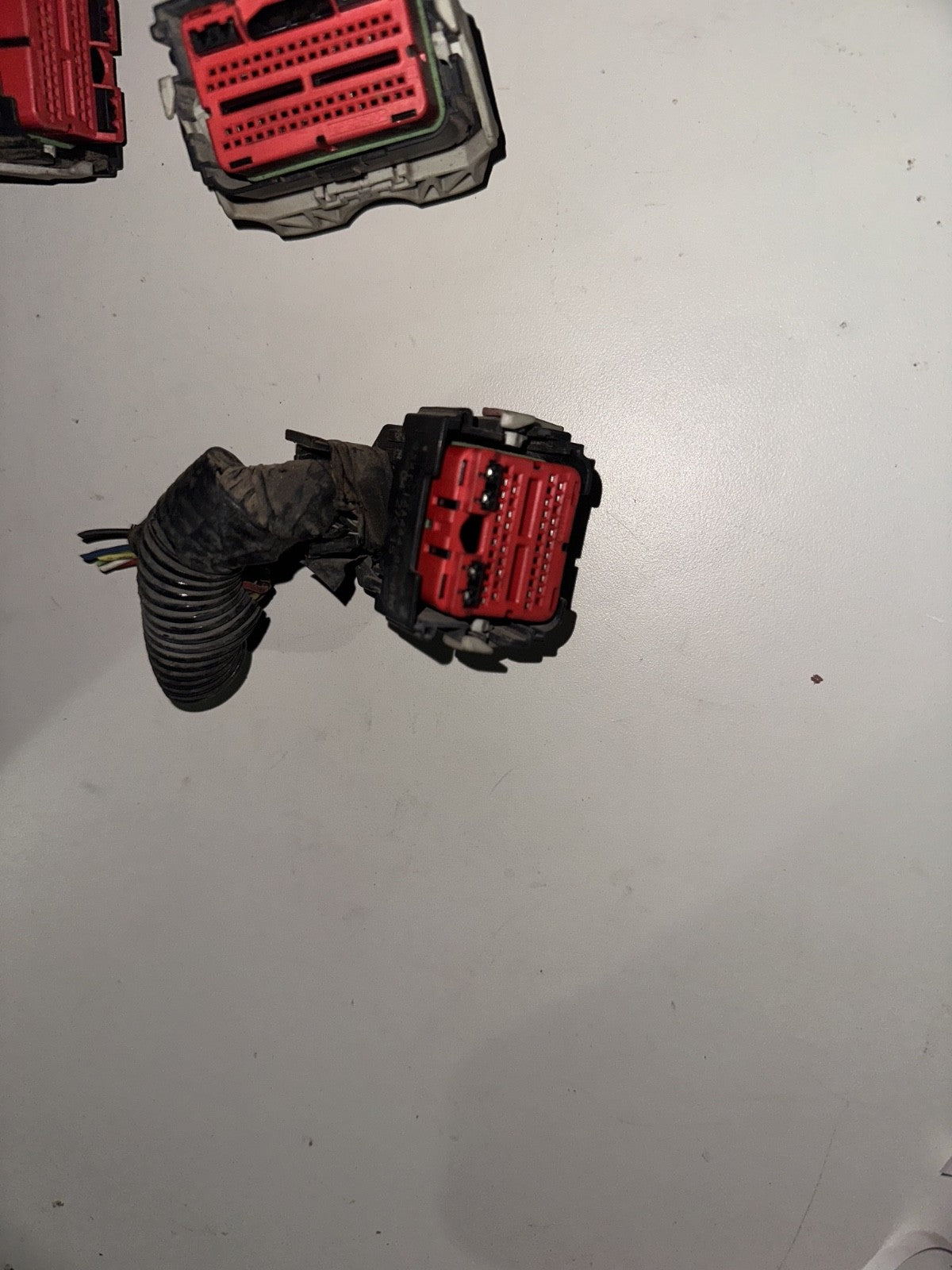 05-06 Ford Mustang ECU ECM PCM Connectors Computer Plug Ins OEM W/ Wires