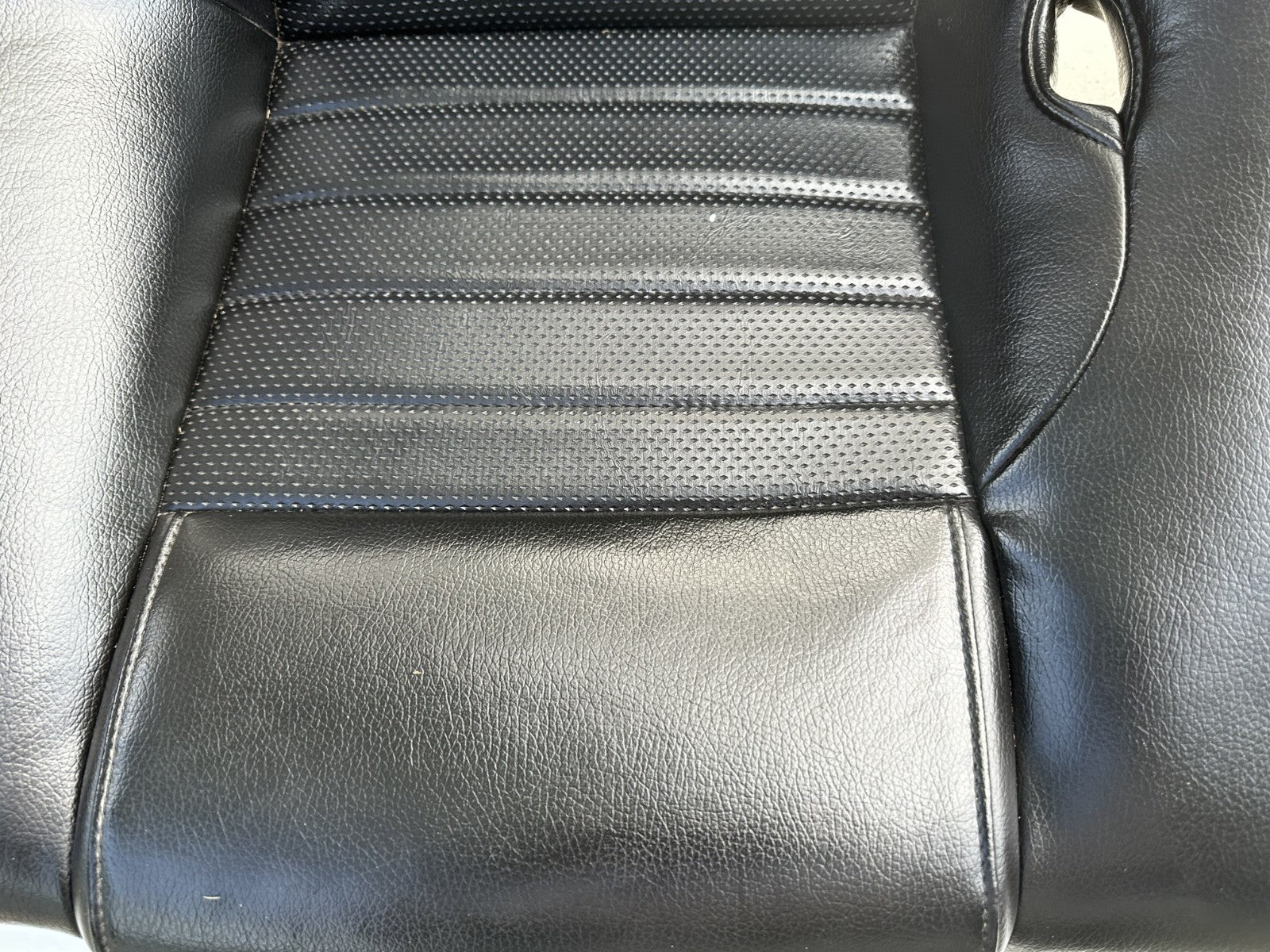 05-09 Ford Mustang Charcoal Black GT Leather Rear Seat Complete W/ Brackets OEM