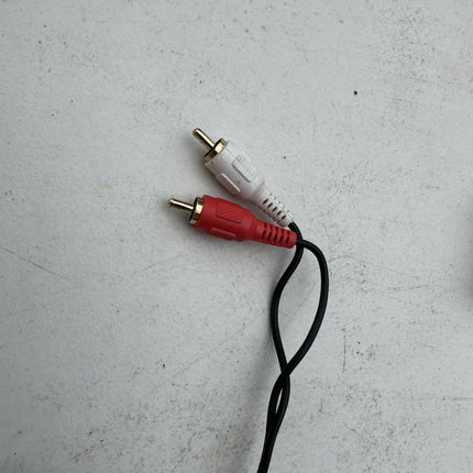 05-09 Ford Mustang Aftermarket Radio Wiring Plug W/ Shaker 500 Adapter