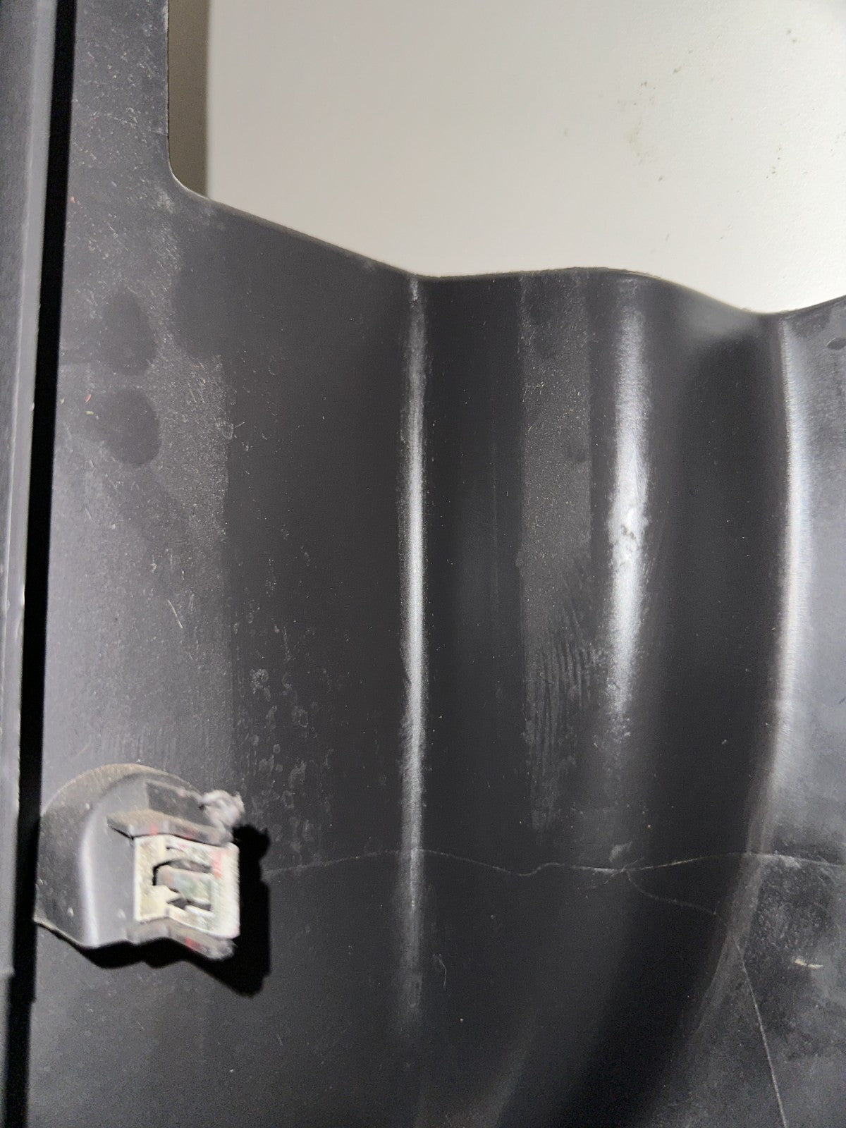 05-09 Ford Mustang Passenger Lower Kick Panel Charcoal Black Fuse Box Cover OEM
