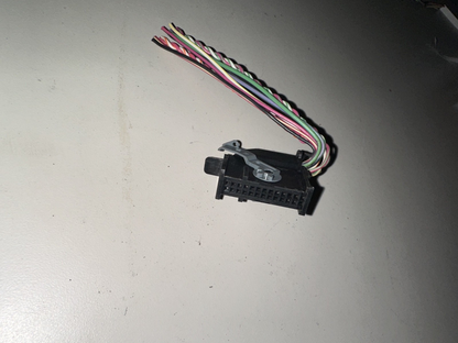 05-09 Ford Mustang Gauge Cluster Connector Plug Clip OEM W/ Wires