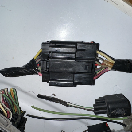 05-09 Ford Mustang Misc. Selection Of Wiring Plugs OEM - From 05 Coupe Mustang