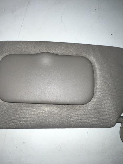 06-10 Ford Explorer  Mountaineer LH Driver Sun Visor With Light OEM Tan