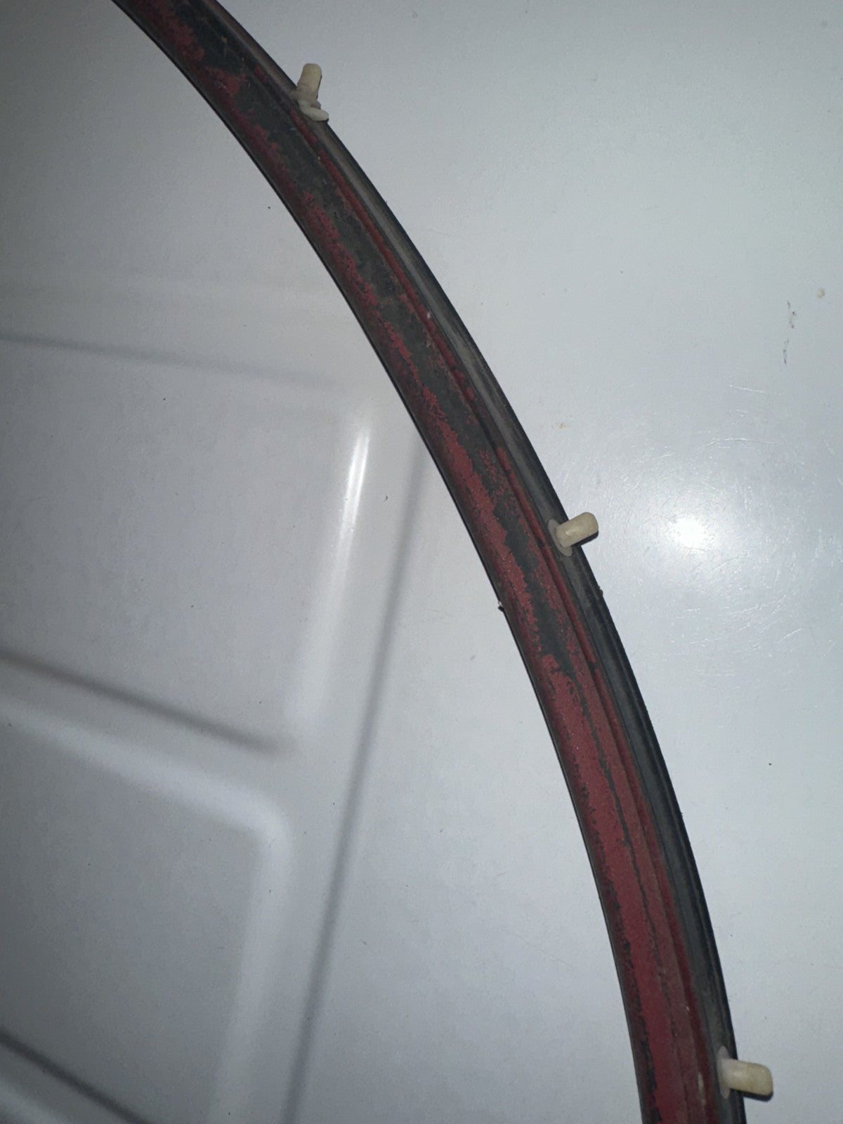 05-09 Mustang Hood to Cowl Rubber Weatherstrip Seal W/ Clips OEM