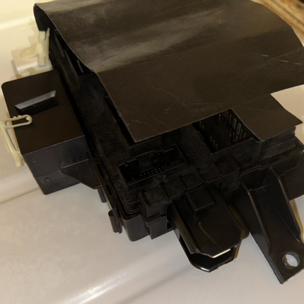 10-14 Ford Mustang Body Control Module A/T V6 BCM Coupe Fuse Panel OEM