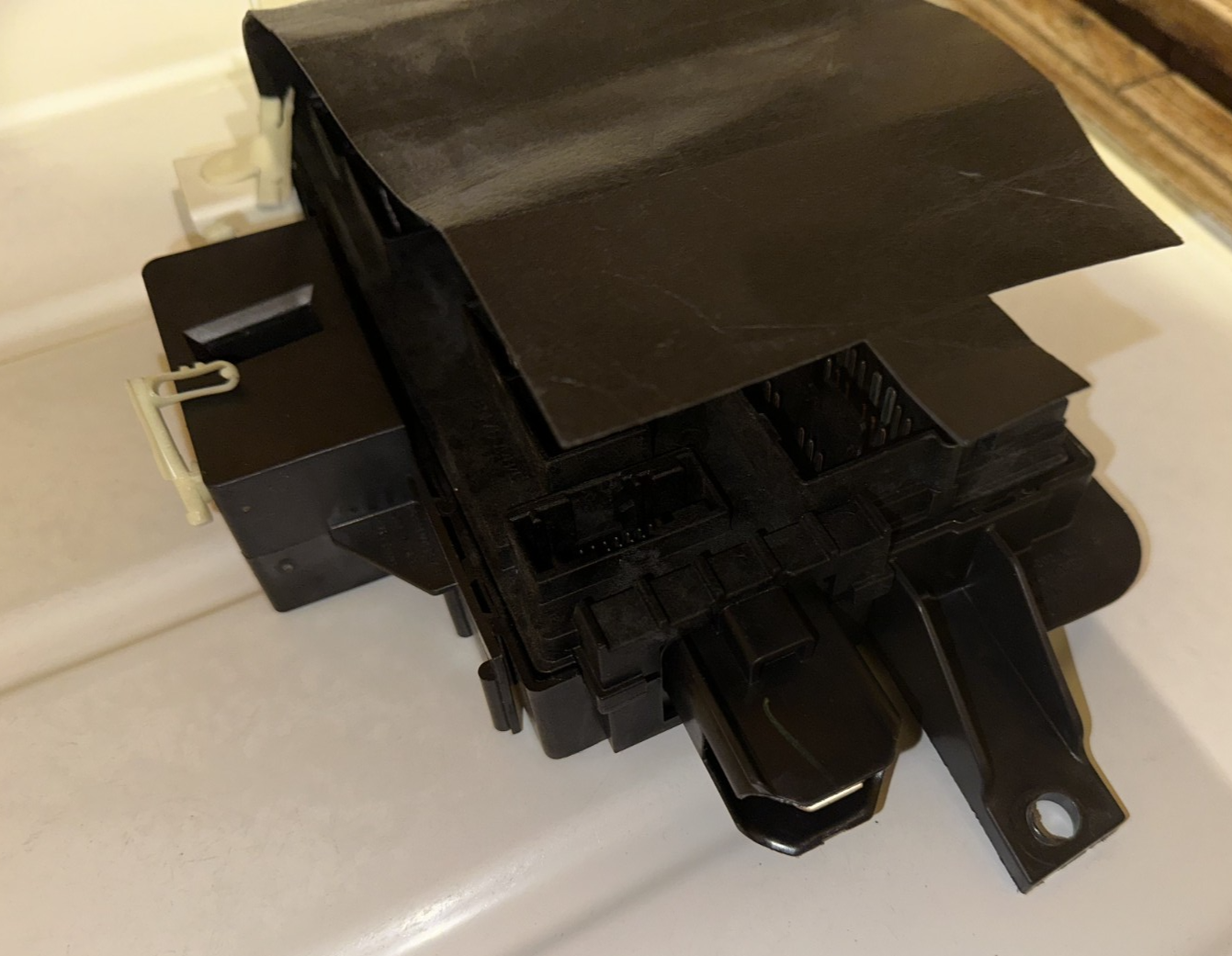 10-14 Ford Mustang Body Control Module A/T V6 BCM Coupe Fuse Panel OEM