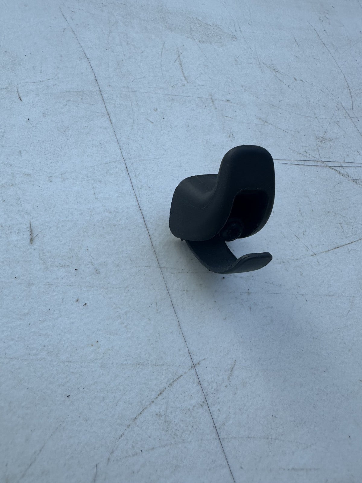 05-14 Ford Mustang Quarter Window Trim Hangar Clip Trim Piece OEM Black