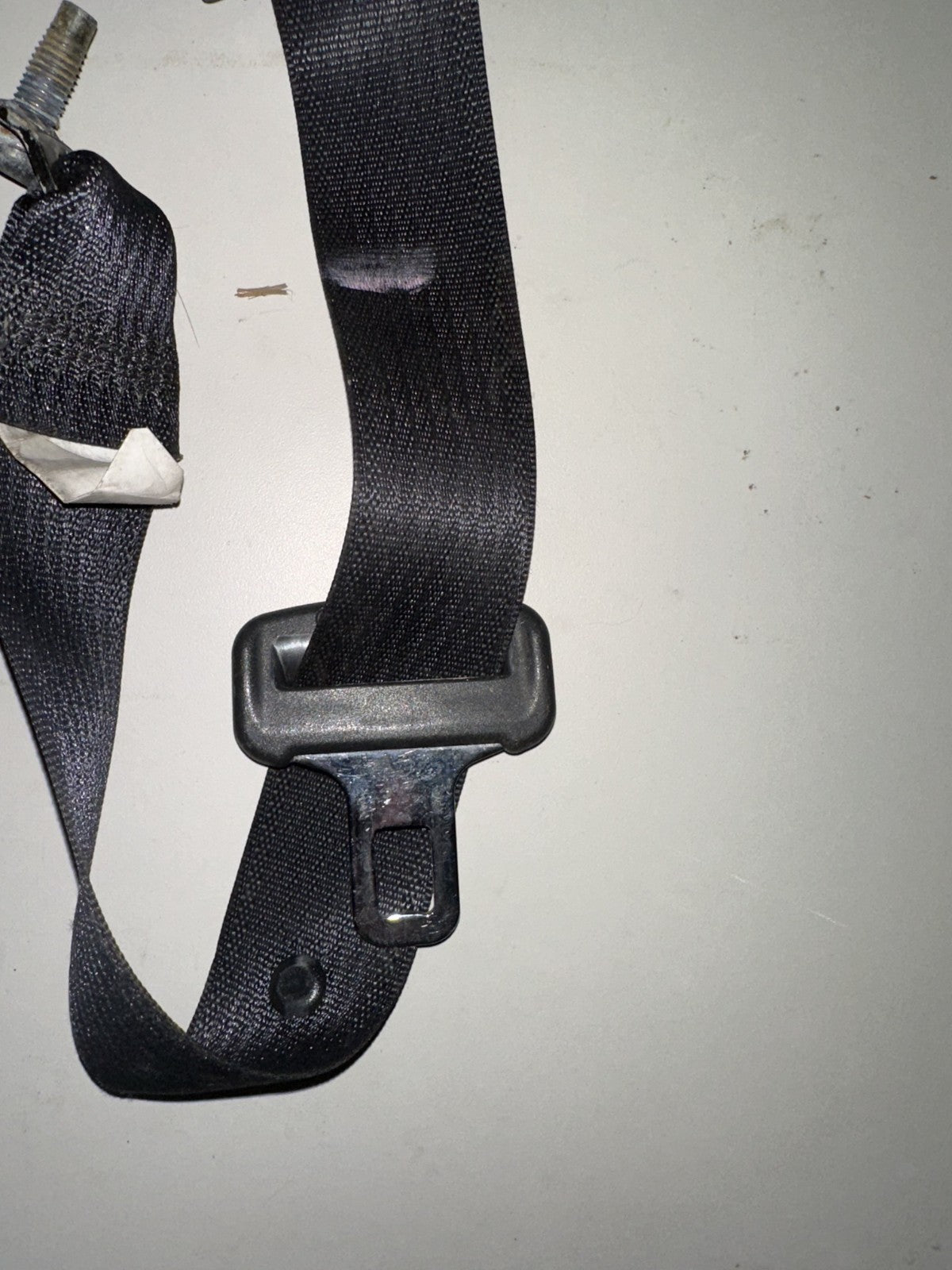 05-09 Ford Mustang Passenger Right RH Rear Seat Seatbelt OEM Black Belt