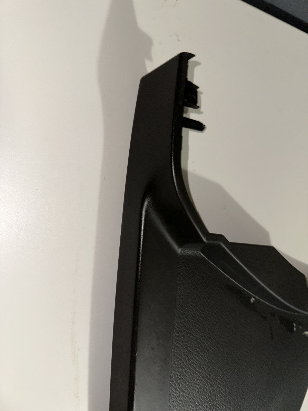 05-09 Ford Mustang Center Lower Radio Dash Panel Panels RH LH Pair Black OEM