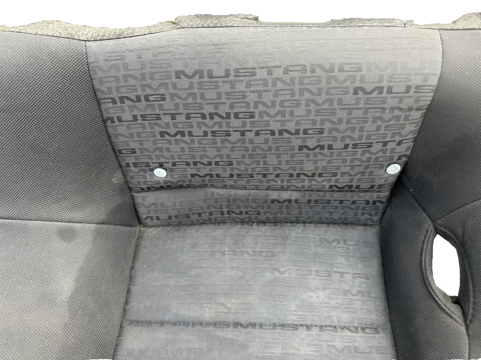 05-09 Ford Mustang Charcoal Black Cloth Rear Seat Complete No Brackets V6 OEM