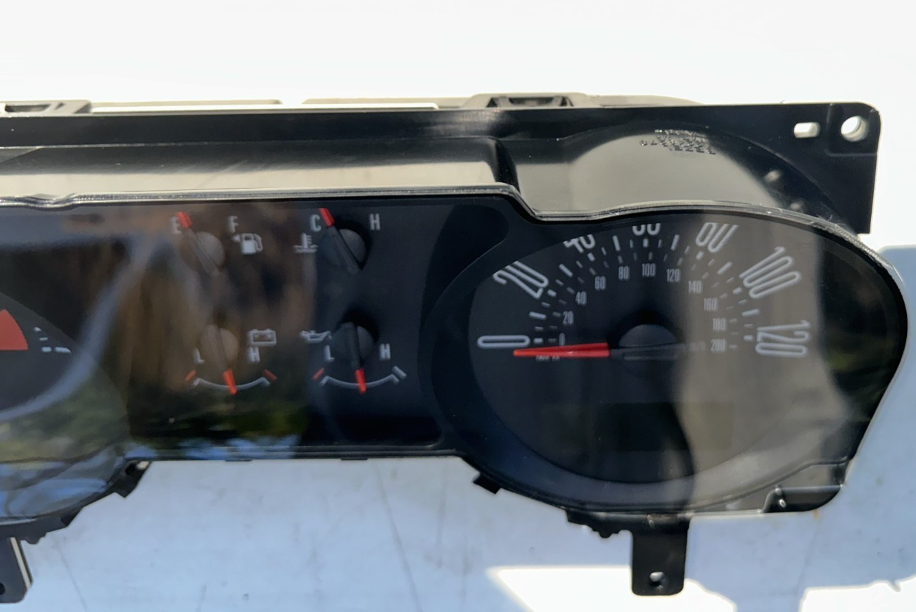 05-09 Ford Mustang Instrument Cluster Premium 6 Gauge myColor OEM